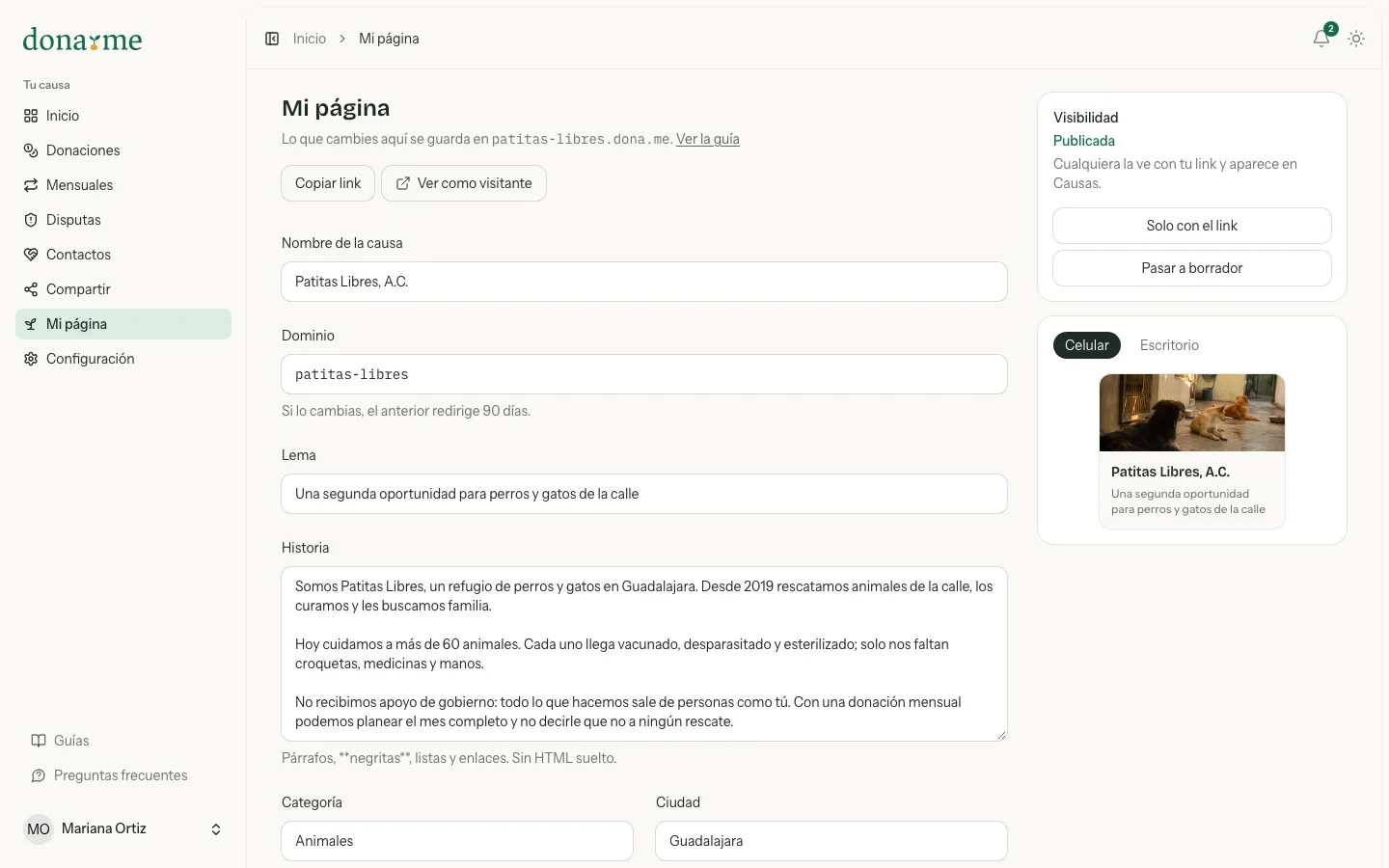 Editor de Mi página con el nombre, el dominio, el lema y la historia, y a la derecha la visibilidad y la vista previa